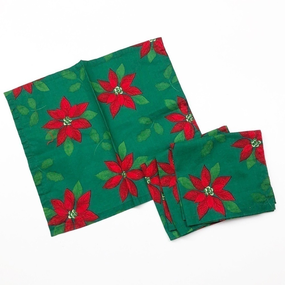 Poinsettia napkin set of 4